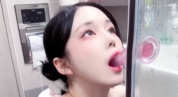 사까시와 파이즈리 연습하는 모르님