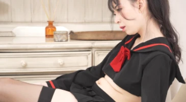 모자이크가 간간히 풀리는 적나라한 웹화보 서은 01화