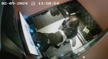 cctv 좆또 신경 안쓰고 노빠꾸로 섹스