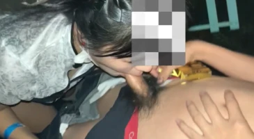 처음 본 클럽남에게 자기 여친 사까시 시키는 미친넘
