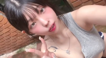 드디어 젖탱이 공개한 유디
