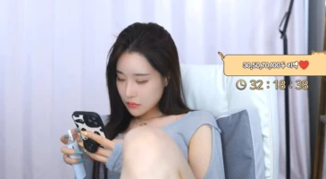 탐폰끼고 방송하던 BJ 뷸라 방종후 아랫도리 노출
