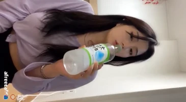 거대한 젖탱이 BJ 쭈야 노출방송 하이라이트