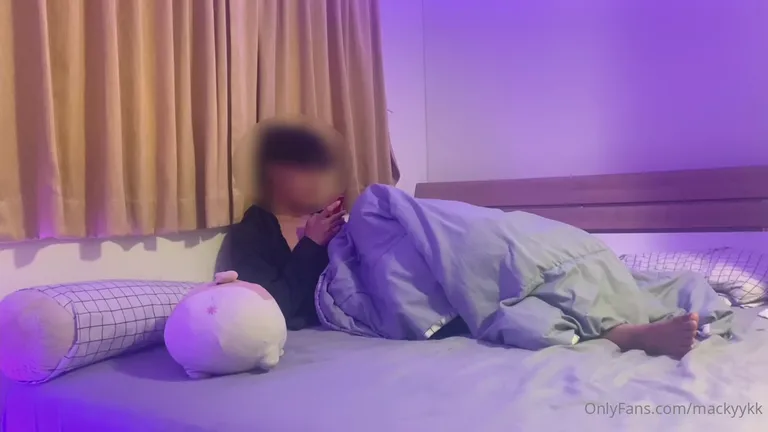 이젠 거칠게 당하는걸 더 즐기는 여친년