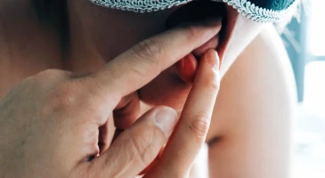 아낌없이 보여주는 다아