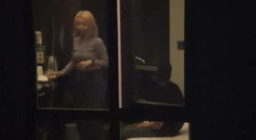 건너편 모텔 감상하기 01화