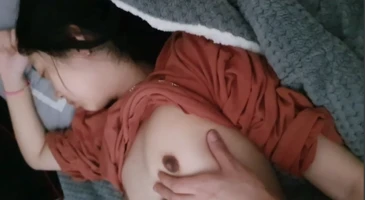 꽐라된 애인 자세히 관찰