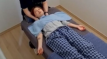 고수의 손길에 녹아 버리는 그녀들 02화