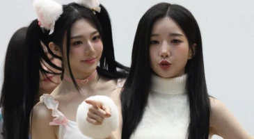 젖꼭지 라인이 그대로 드러난 아이돌 팬미팅 공연