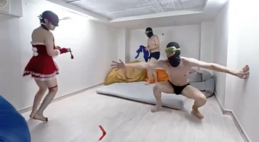 걸리면 질싸 당하는 좀비 숨바꼭질 01화