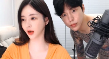 기둥서방 데리고 살다가 걸린 여캠들 모음 02화