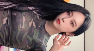 스케치 코미디에 출연중인 음지녀들 유뉴&아윤