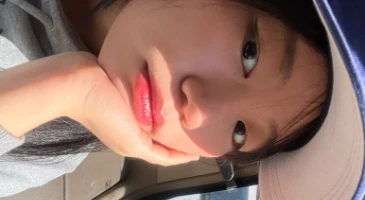 쓰리썸 즐기는 미모의 여대생 유출 01화