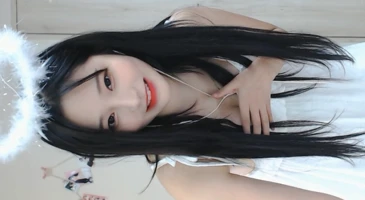 새신부 민정이 예전 방송중 유륜노출