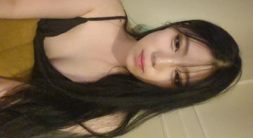 볼품없는 빈약한 가슴이지만 한번만 봐주세요 01화