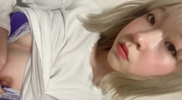 무덤덤한 표정뒤에 숨겨진 변태적 면모