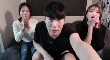 별창남 쓰따 아리따운 두명의 게스트
