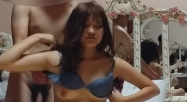 현재는 내 친구의 여친이 된 전여친 따먹기