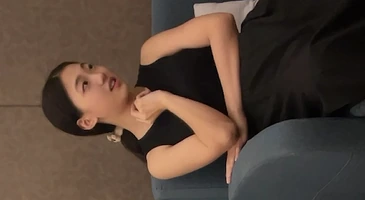 무용수 복장처럼 입고 다니는 콜걸