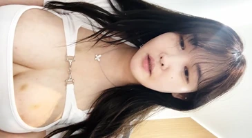 제 쭈쭈를 보고 월요병 날려 버리세요