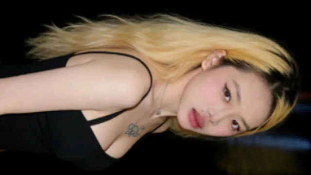 충칭의 금발 양키녀 1