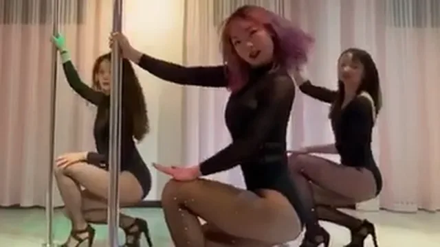 댄스 스튜디오 수강생들 따먹는 춤쟁이 1