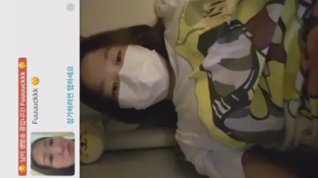 호기심 많은 개구장이 폰캠녀