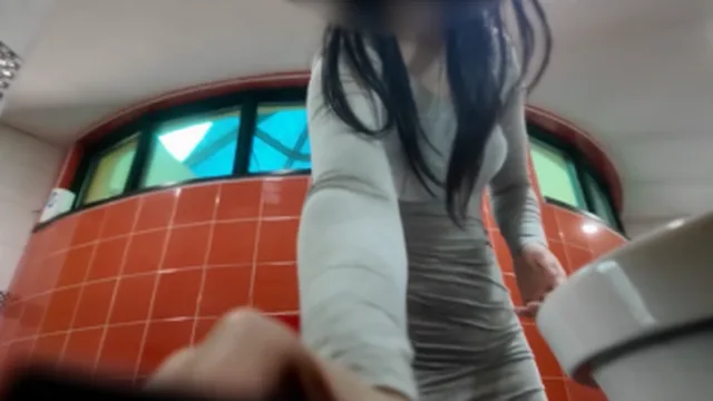 길가다 오줌 마려워서 화장실에 들르는 꿀지