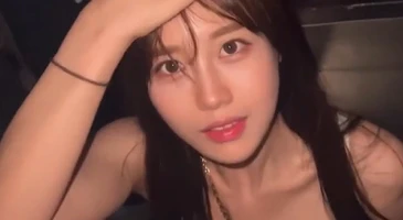 비주얼 끝내주는 클럽 죽순이의 일상