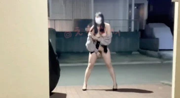 노출증 스시누나 - 야심한 시각 동네에서 혼자놀기