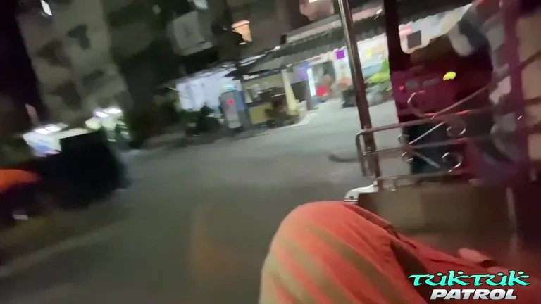 땡글하니 앙증맞은 동남아녀