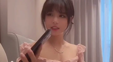 대륙의 대도시 사천 청두에 거주하는 조건녀