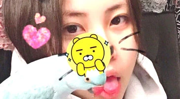 02년생 잠옷녀