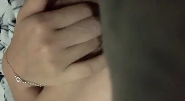 강아지에게 보빨받는 개보빨녀