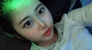 제 손가락 질렸는데 주인님꺼 넣어줄꺼죠 얼굴까고 섹트하는 미친 배짱ㄷㄷ