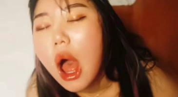 뺨따구 맞으면서도 목안까지 깊숙히 넣어주는 목까시녀