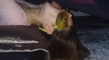 리버스 딥쓰롯을 선보이는 빠걸