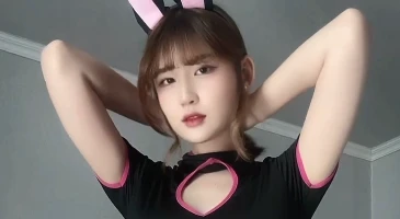 다양한 의상 선보이는 고라니율 모음 03화