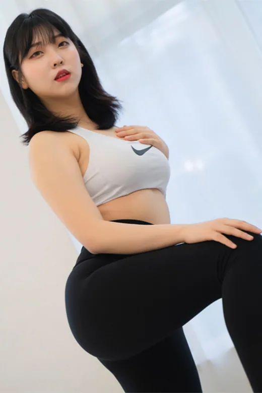 [ROGLE] Song Hana (송하나) – Leggings