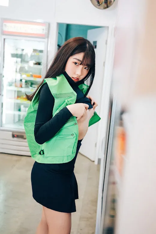 [Loozy] Sonson (손손) – First Nipple Alba (S.Ver)